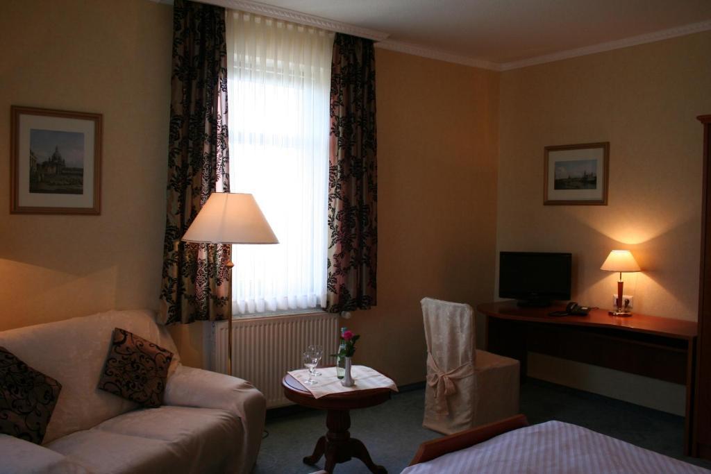 Hotel Koenig Albert Hoehe Rabenau Chambre photo